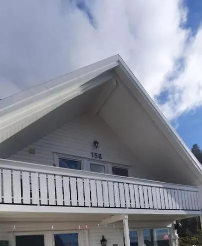 Buveien 158, I Andre Etasje Med Nydelig Utsikt *